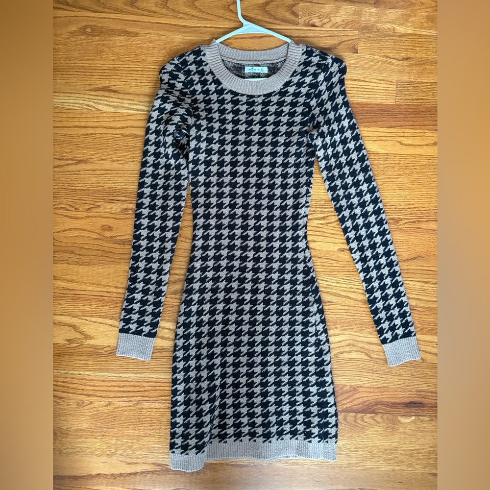 Hollister sweater dress